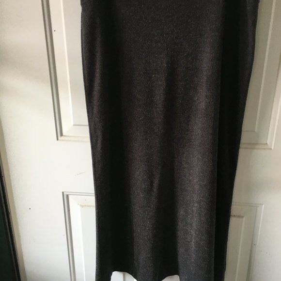 Grey Midi skirt, size Large/14 - Picture 5 of 5